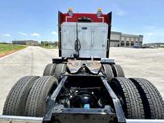 2022 Kenworth T680 photo 3