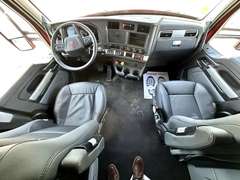 2022 Kenworth T680 photo 7