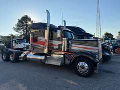 2022 Kenworth W900L photo 7