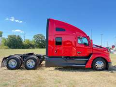2024 Kenworth T680 photo 2
