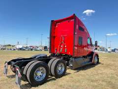 2024 Kenworth T680 photo 3