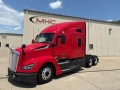 2024 Kenworth T680 photo 1