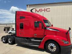 2024 Kenworth T680 photo 3