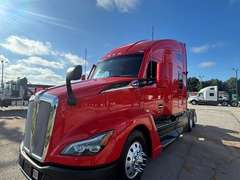 2024 Kenworth T680 photo 6