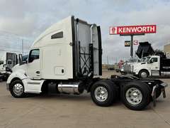 2022 Kenworth T680 photo 10