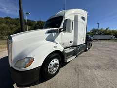 2022 Kenworth T680 photo 2