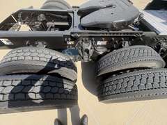 2024 Peterbilt 579 photo 10