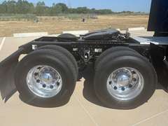 2024 Peterbilt 579 photo 9