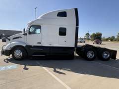 2024 Peterbilt 579 photo 7