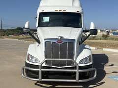 2024 Peterbilt 579 photo 5
