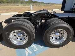 2024 Peterbilt 579 photo 9