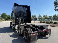 2022 Peterbilt 579 photo 8