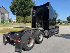 2022 Peterbilt 579 photo 7