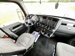 2022 Kenworth T680 photo 10