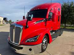 2022 Kenworth T680 photo 2