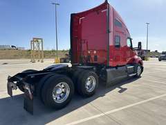 2022 Kenworth T680 photo 3