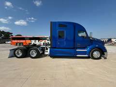 2022 Kenworth T680 photo 2