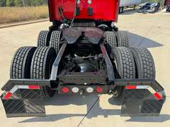 2023 Kenworth T680 photo 4