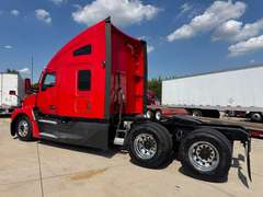 2023 Kenworth T680 photo 10