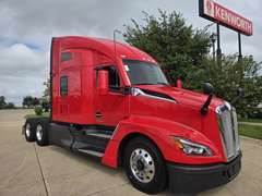 2023 Kenworth T680 photo 1