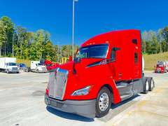 2024 Kenworth T680 photo 2