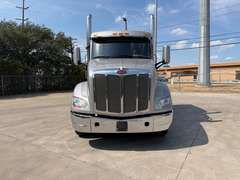 2021 Peterbilt 579 photo 10