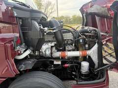 2021 Freightliner CASCADIA126 photo 7