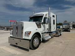 2022 Kenworth W990 photo 1