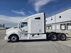 2022 Kenworth T680 photo 4