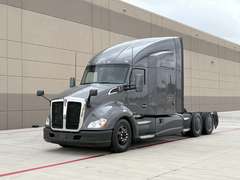 2022 Kenworth T680 photo 2