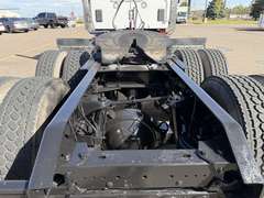 2023 Kenworth T880 photo 6