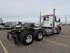 2023 Kenworth T880 photo 3