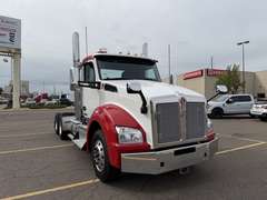2023 Kenworth T880 photo 1