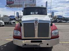 2023 Kenworth T880 photo 2