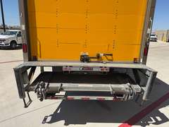 2022 Freightliner M2-106 photo 8