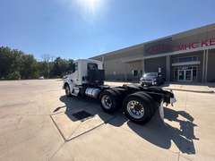 2022 Kenworth T880 photo 9