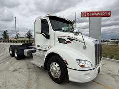 2020 Peterbilt 579 photo 1