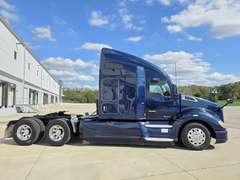 2018 Kenworth T680 photo 3