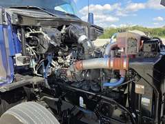 2018 Kenworth T680 photo 2