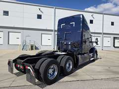 2018 Kenworth T680 photo 10