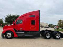 2023 Kenworth T680 photo 9