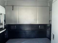 2023 Kenworth T680 photo 2