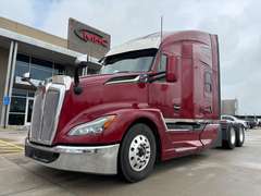 2023 Kenworth T680 photo 2