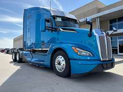 2024 Kenworth T680 photo 1