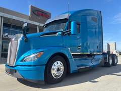 2024 Kenworth T680 photo 2