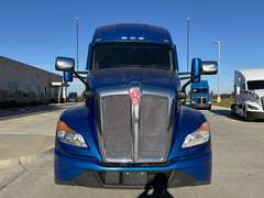 2023 Kenworth T680 photo 10