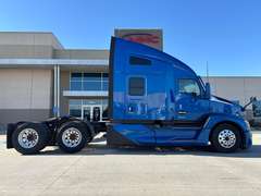 2023 Kenworth T680 photo 6