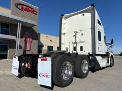 2023 Kenworth T680 photo 8