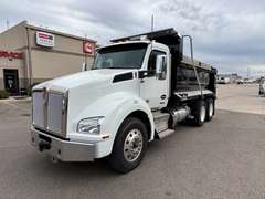 2025 Kenworth T880 photo 2
