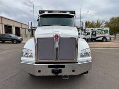 2025 Kenworth T880 photo 8